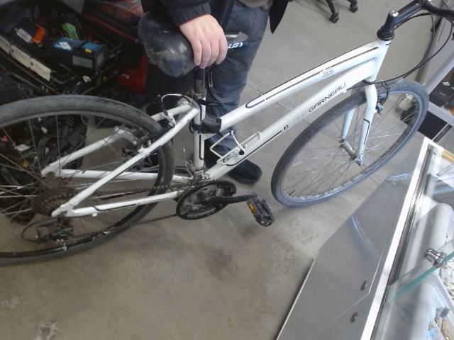 Velo louisgarneau blanc