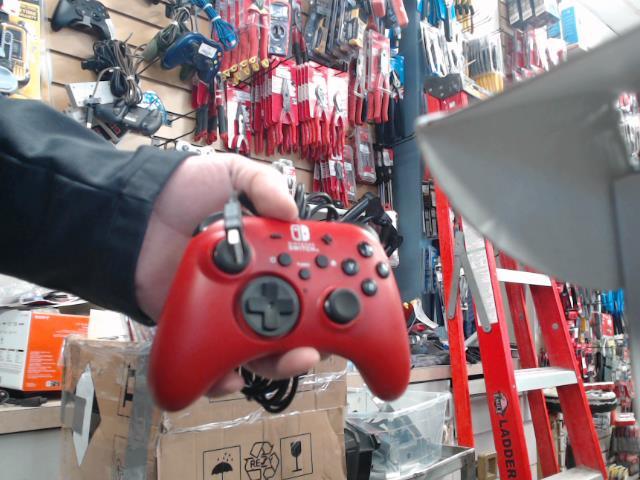 Man switch rouge