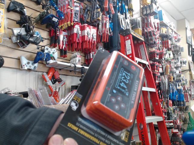 Laser level