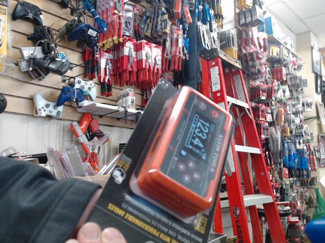 Laser level