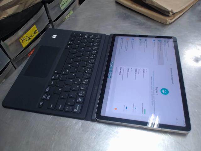 Tablette samsung s9 128g + case + pen