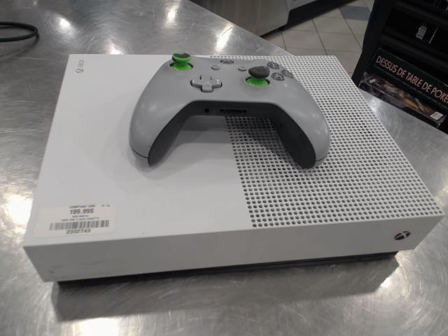 Console avec manette et fils