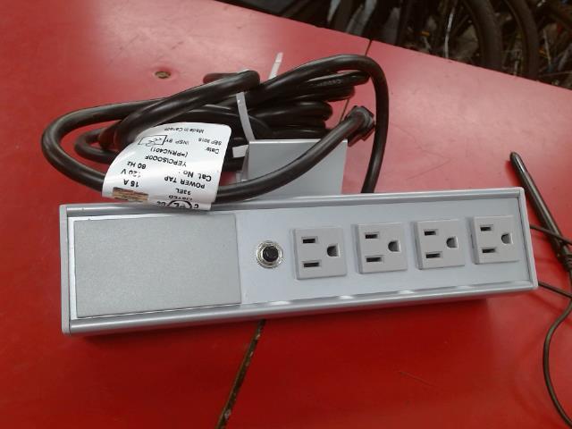 Barre alimentation a 4 prises