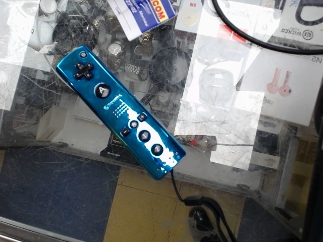 Manette de wii costum bleu eclatant