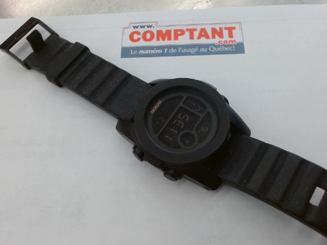 The unit 40 nixon noir numerique