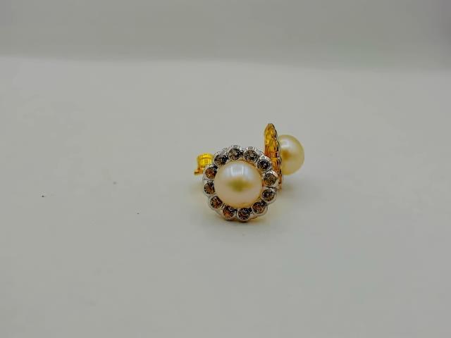BOUCLES D OREILLES EN OR 10KT NEW