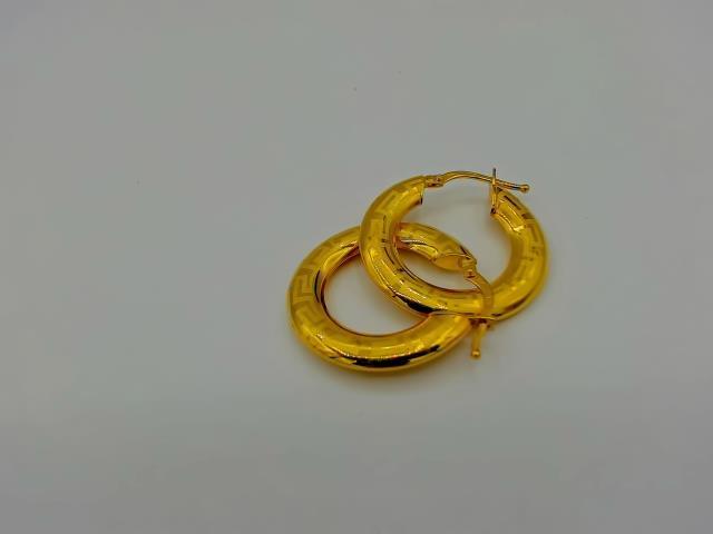 BOUCLES D OREILLES EN OR 10KT