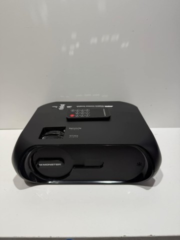 Projecteur + chargeur + manette