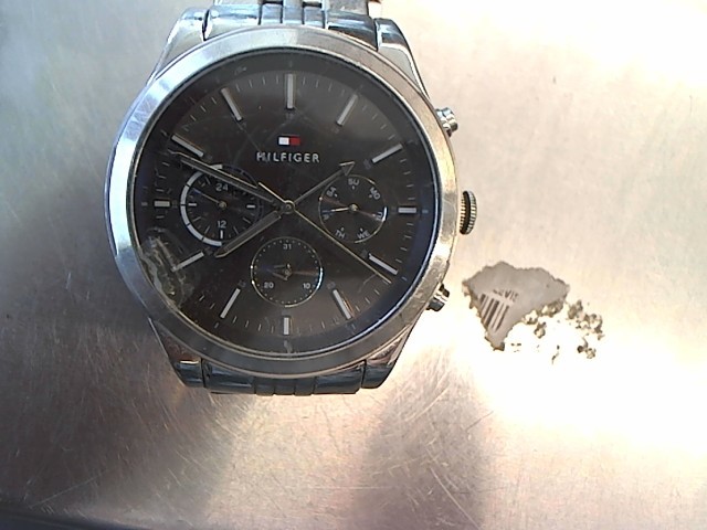 Montre vitre craque achete ici