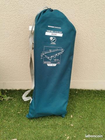 Lit de camp neuf en sac vert