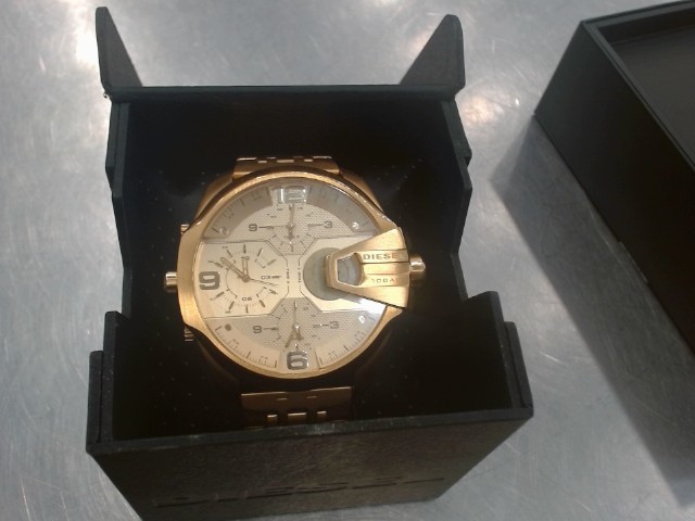 Montre diesel ton or