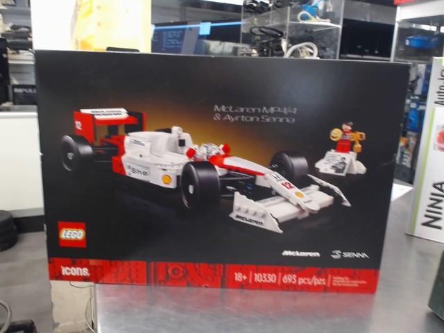 Lego mclaren 10330