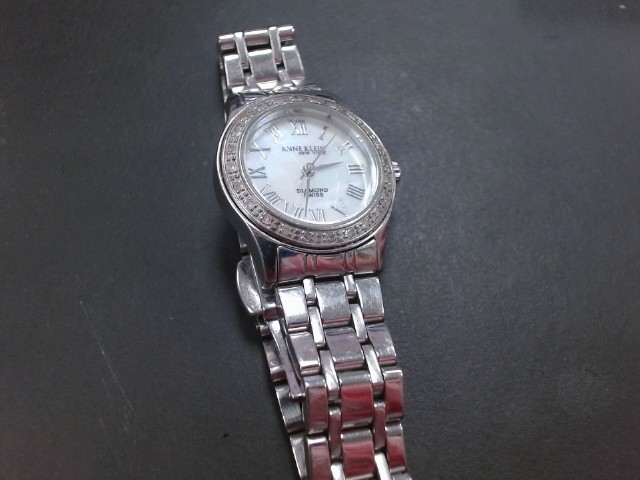 Montre anne klein fine pour femme