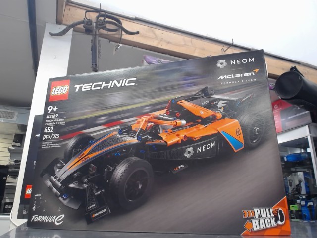 Formula 1 car lego