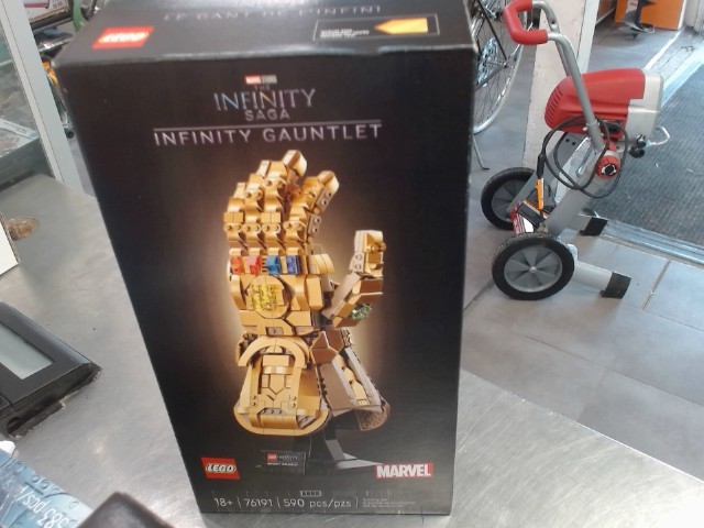 Lego infinity gauntlet neuf