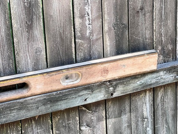 Niveau en bois 127mm