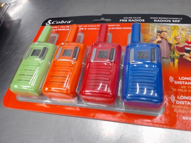 Ensemble de 4 walkie talkie neuf