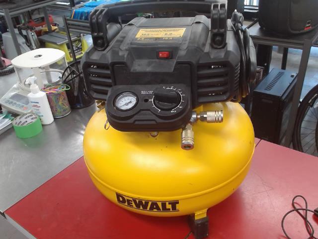 Compresseur dewalt 6 gallons 165 psi max