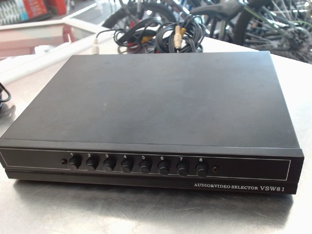 Audio et video selector