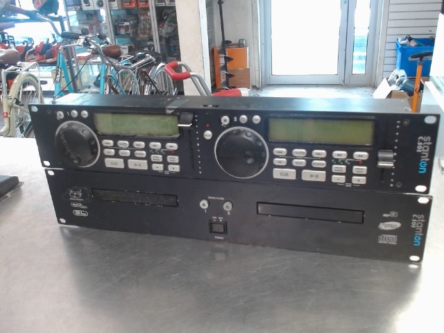 Stanton c.502 double lecteur cd/mp3