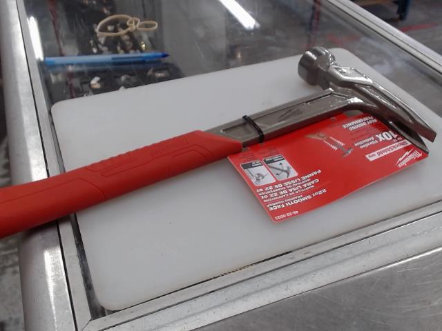 Marteau milwaukee 22oz (neuf)