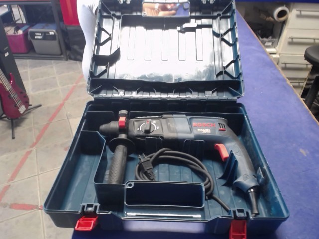 Perforateur sds-plus 26mm dans case