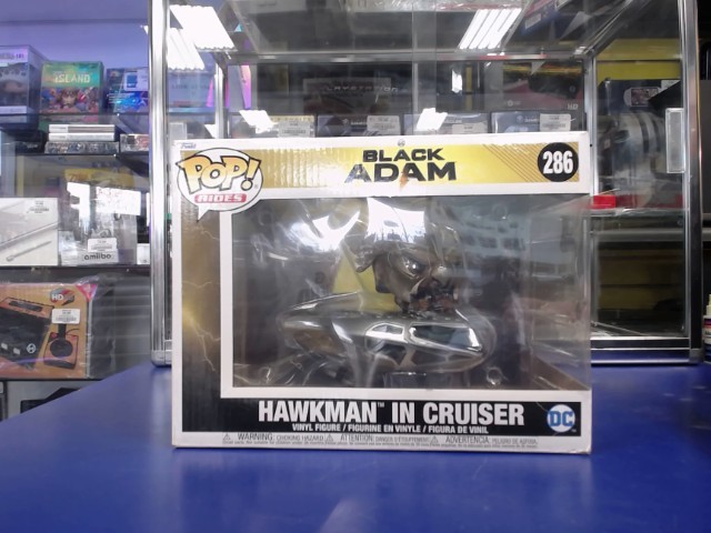 Figurine  black adam hawjman in cruiser