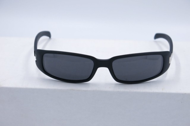 Lunette gucci pour homme noir fine rond