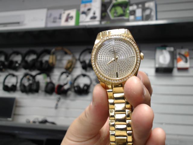 Montre en or plaquer kennet cole