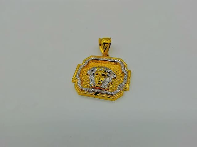 BRELOQUE EN OR 10KT NEW