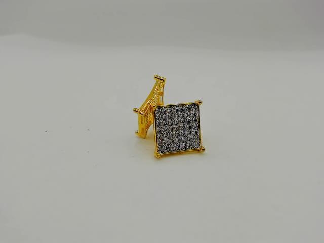 BOUCLES D OREILLES EN OR 10KT NEW