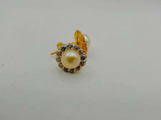 BOUCLES D OREILLES EN OR 10KT NEW