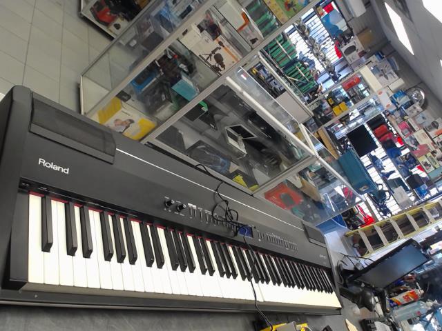 Piano syntethiseur(prise raboute )