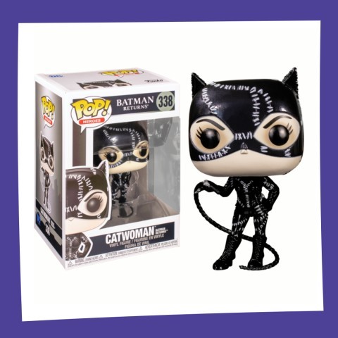 Catwoman super heros pose