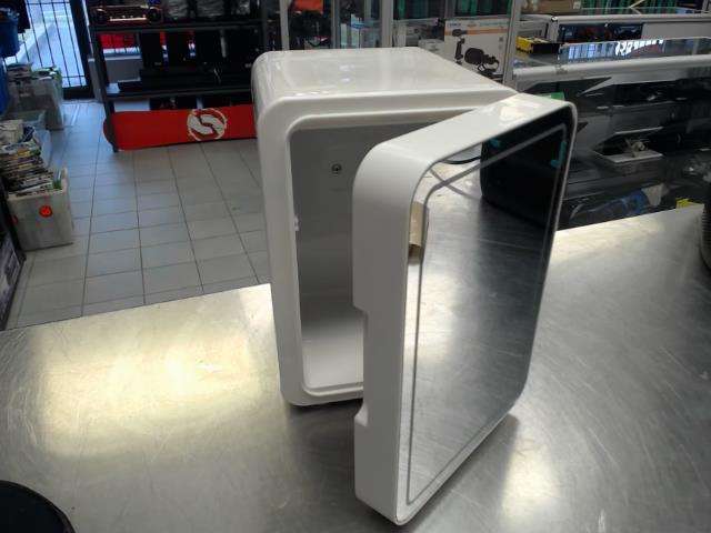 Mini frigo koolatron blanc avec fil