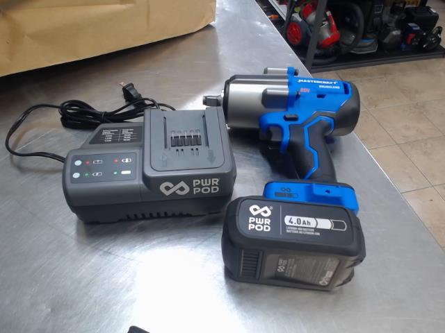 Impact mastercraft + batt 4ah + charg