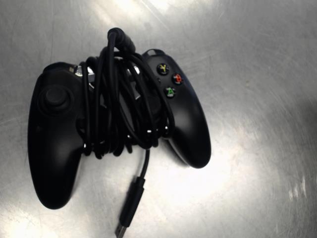 Manette xbox power a a fils