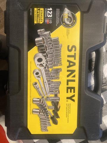 Mechanics tools set 123pcs stanley