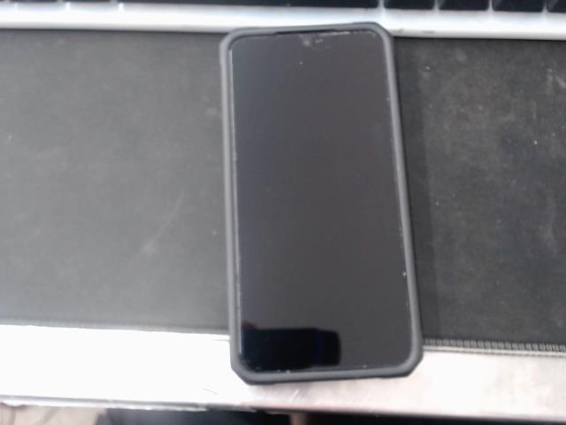 Samsung s22 base avec case noire 2606