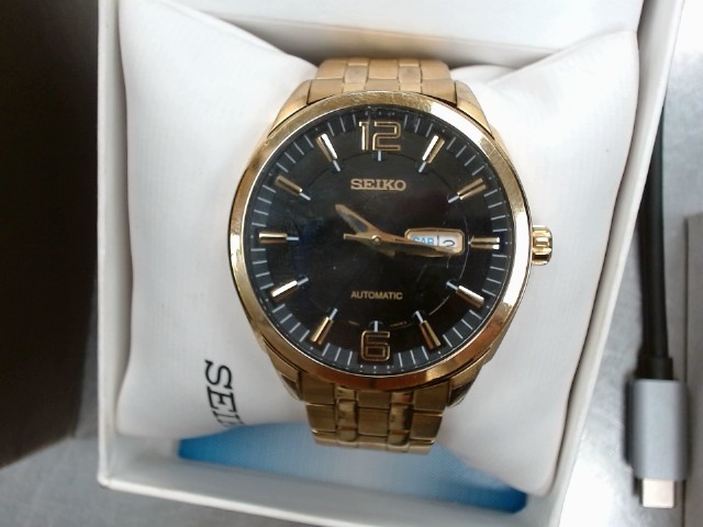 Montre seiko chronograph blue dial
