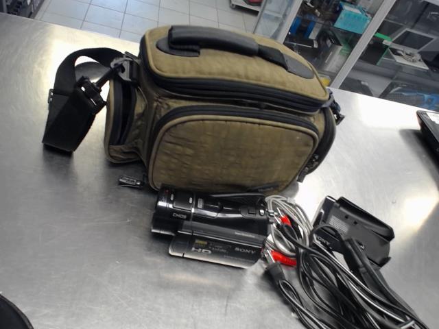 Sony handycam complet manette,fils,sac.