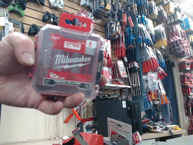 Porcelain tile mini hole kit