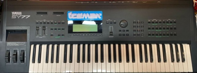 Clavier synthesizer