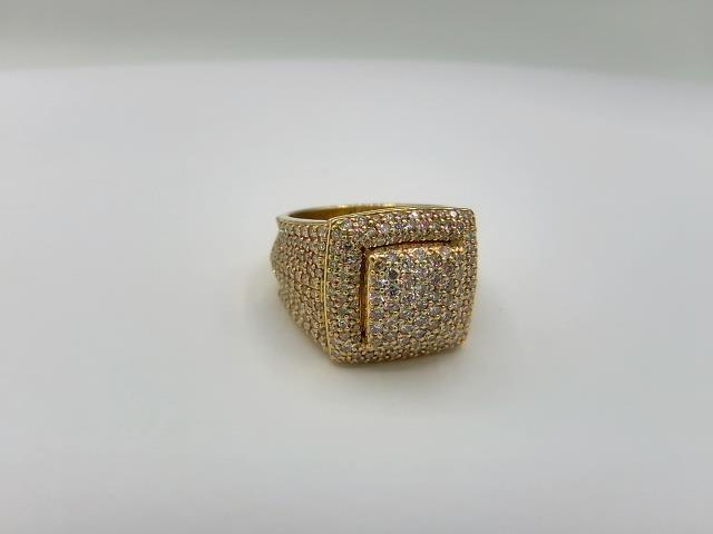 BAGUE EN OR 10KT AVEC DIAMANTS 