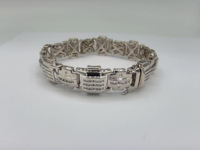 BRACELET EN  OR BLANC 14KT  AVEC DIAMANT