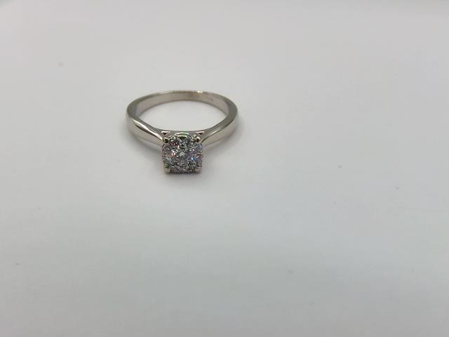 BAGUE EN OR 14KT AVEC DIAMANTS 