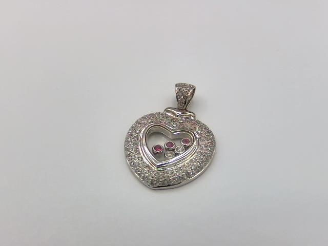 BRELOQUE EN OR 18KT AVEC DIAMANTS 