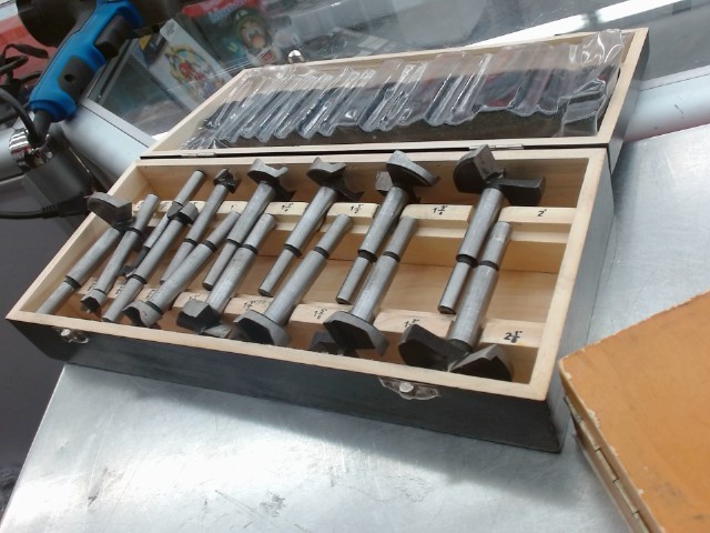 Fostner bit set 15 pcs manque 1