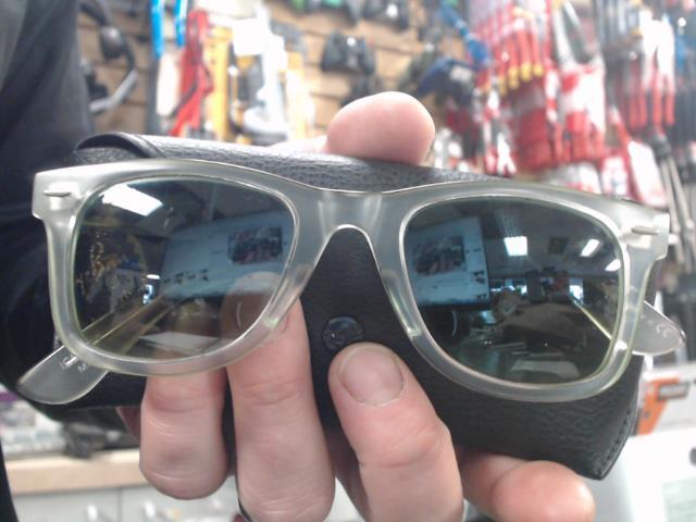 Raybans wayfer avec case