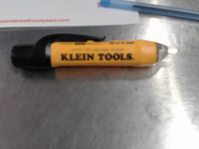 Klein tools voltage tester